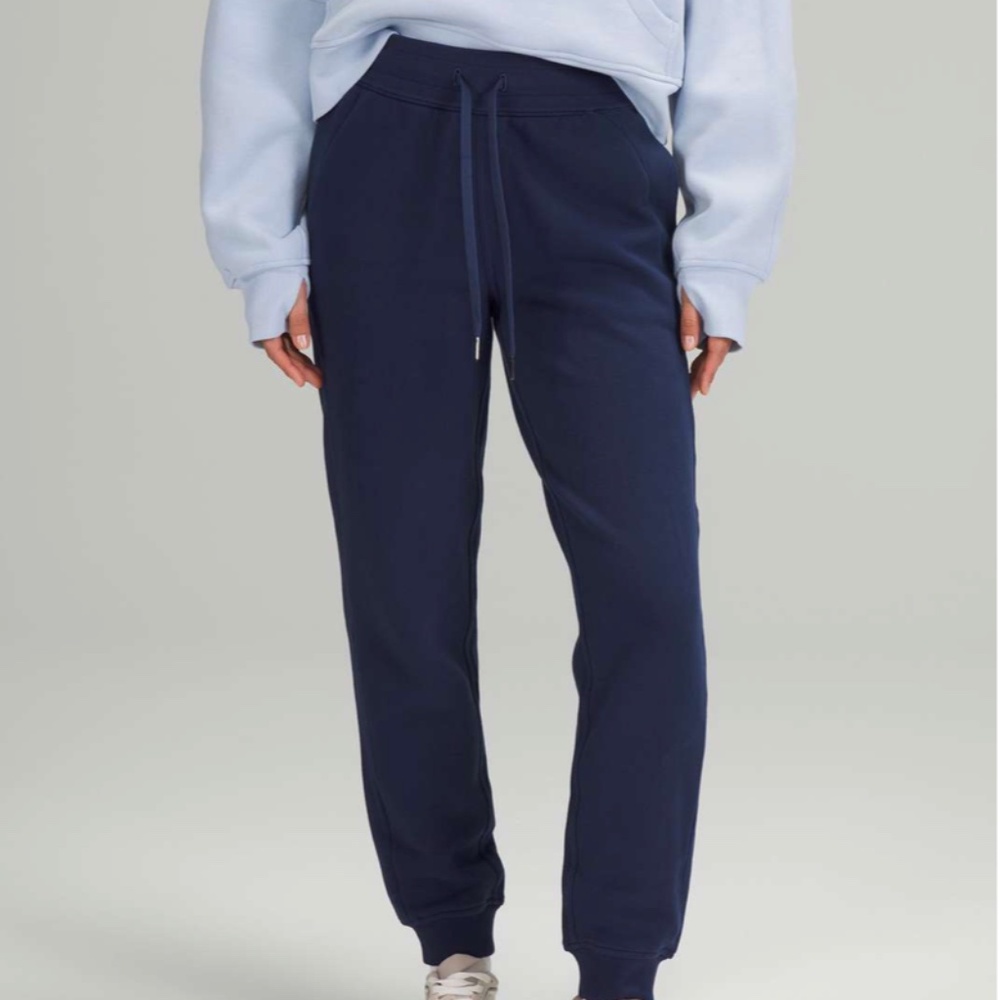 Lululemon High Rise Scuba Joggers in Night Sea